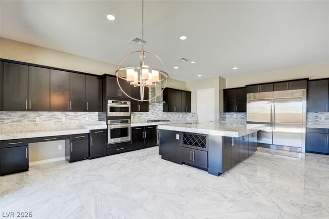 12101 Edgehurst Ct