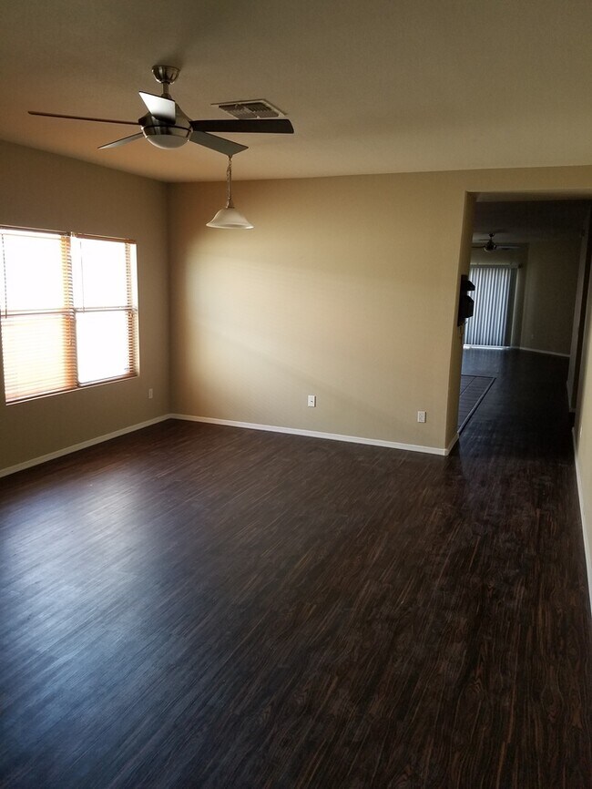 Photo - Beautiful 3/2 plus a den for rent near 27th Ave. & Roeser Rd.