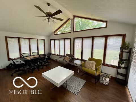 Photo - 10329 N Delaware St