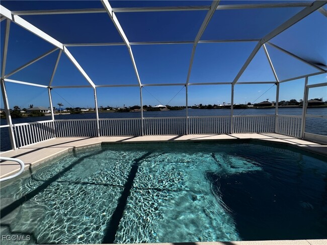 Building Photo - 433 NW 24th Terrace