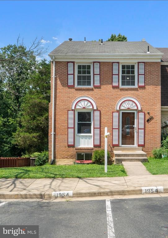 Photo - 1954 Mayflower Dr Townhome