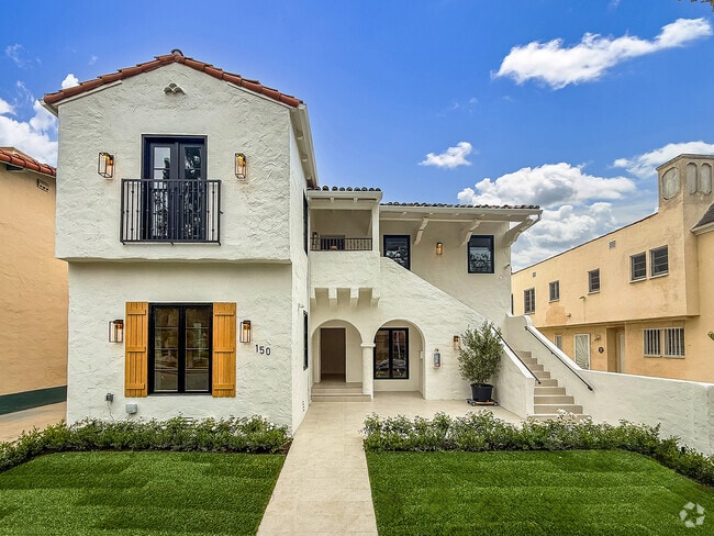 Building Photo - 150 N Arnaz Dr Rental