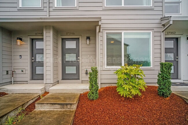 Building Photo - 17346 SW Kite Ln