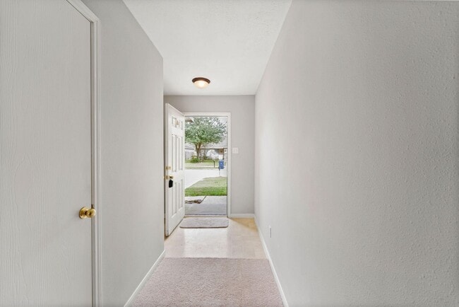 Photo - 2530 Fox River Ln