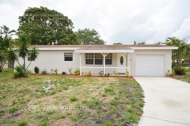 Building Photo - 3792 SW 19th St Rental