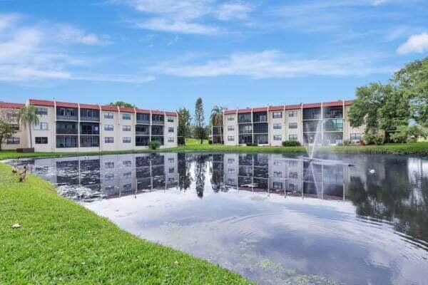 Building Photo - 2050 Oleander Blvd Unit 7301