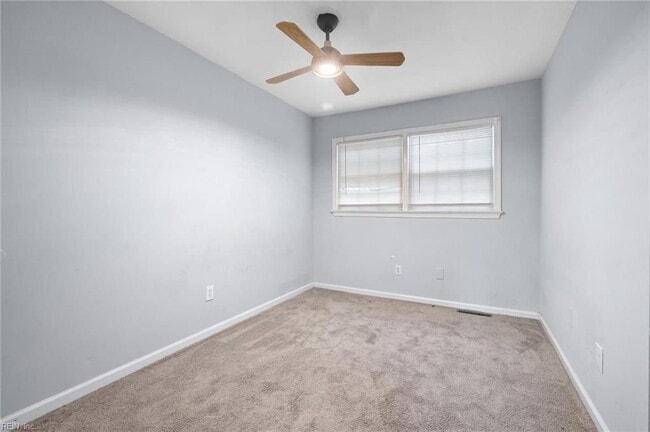 Photo - 394 Deputy Ln