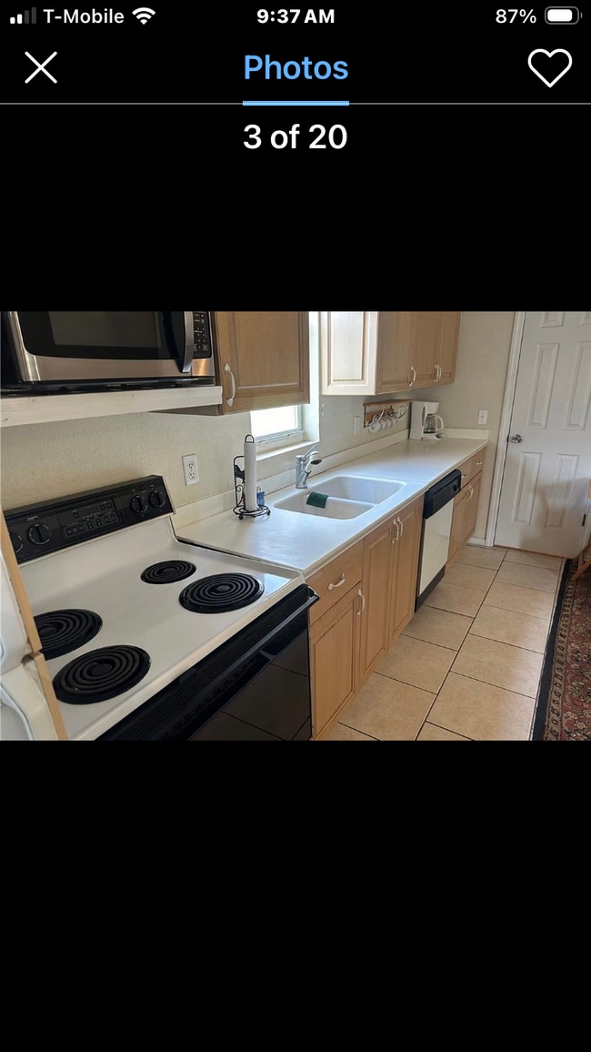 Photo - 200 Park Land Dr