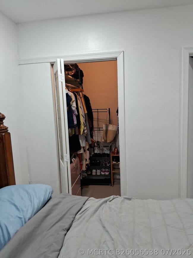 Photo - 710 Columbus Pkwy Unit Fr