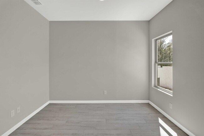 Photo - 1010 Monaco Blvd Unit 13