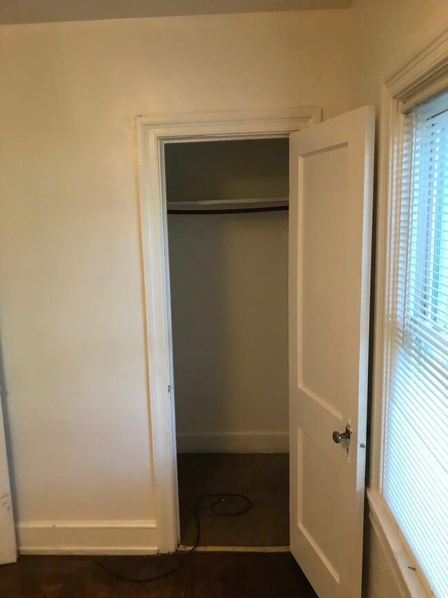 Photo - 1102 E Elm St
