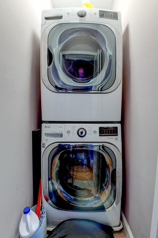 Photo - 572 Liberty Ave Unit 2