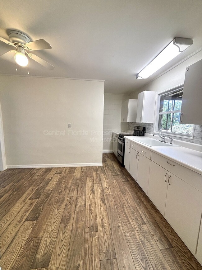 Photo - 840 Lake Ave