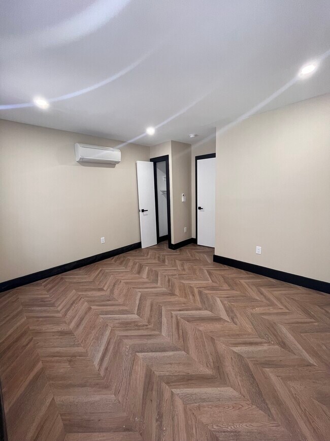 Photo - 283 Monticello Ave Unidad 1