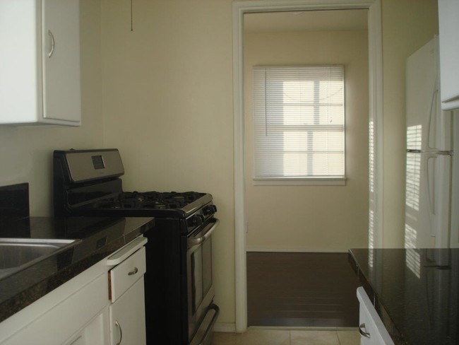 Photo - 9716 Charnock Ave Apartment Unit 9718.5