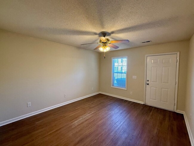 614 E Parker St Unidad J