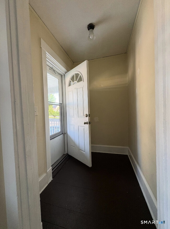 Photo - 144-146 Montauk Ave