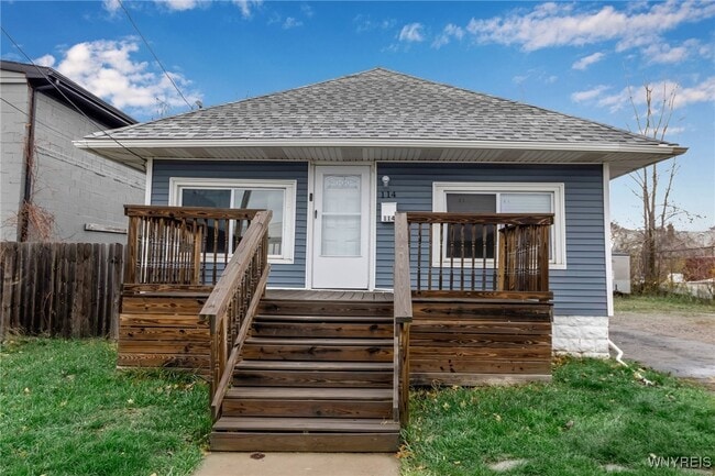 Photo - 114 Sawyer Ave