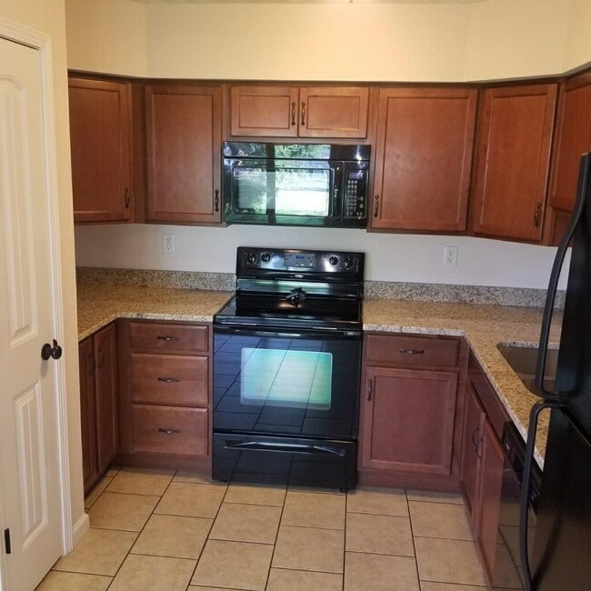 Photo - 108 Barnsback St Unit A