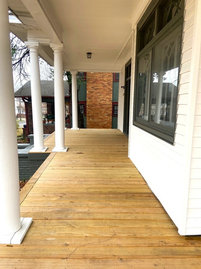 Photo - 1716 14th Ave S