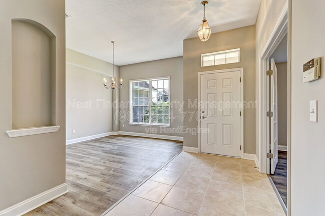 Photo - 2436 Bonnie Lakes Dr