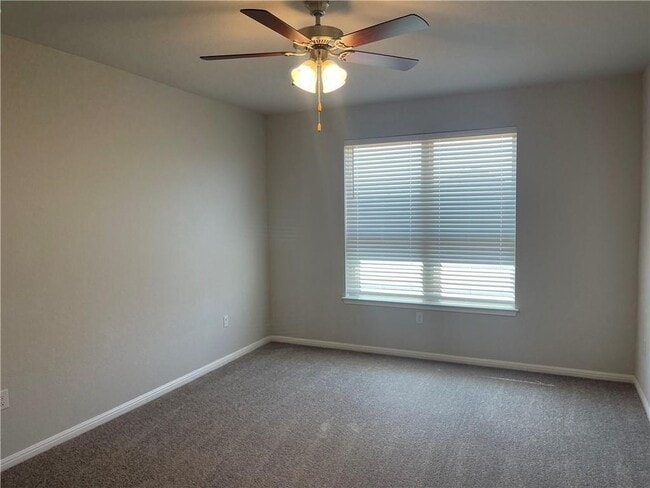 Photo - 268 Hauser Dr