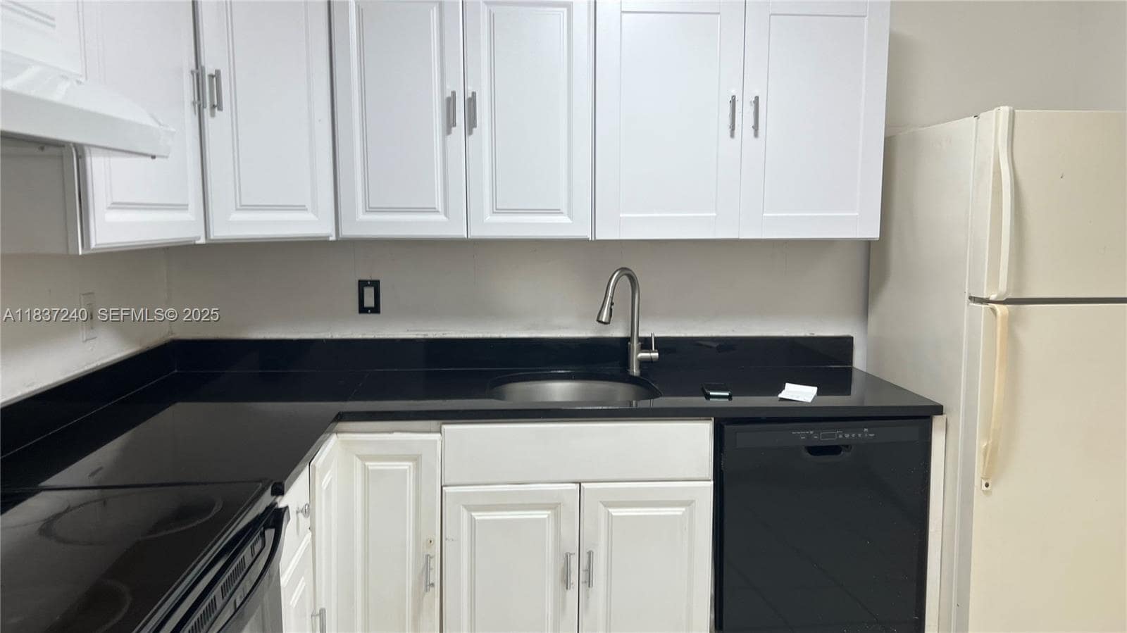 Photo - 7001 Environ Blvd Unit 304