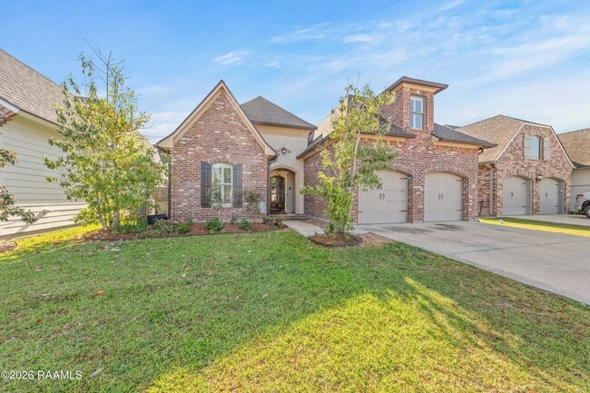 Building Photo - 117 San Sebastian Dr