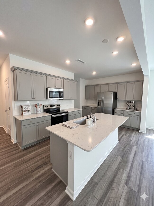 Photo - 296 Thompson Overlook Wy