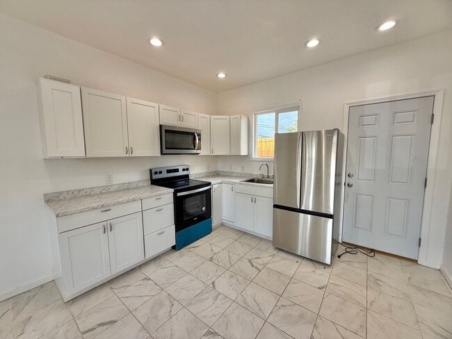 Photo - Newly Upgraded - 2 Bedroom / 1 Bathroom House In Waiehu For Rent! Pet friendly!