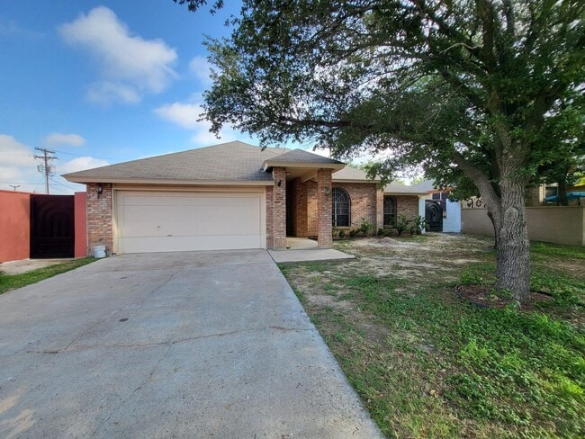 Photo - 1202 Shiloh Dr House