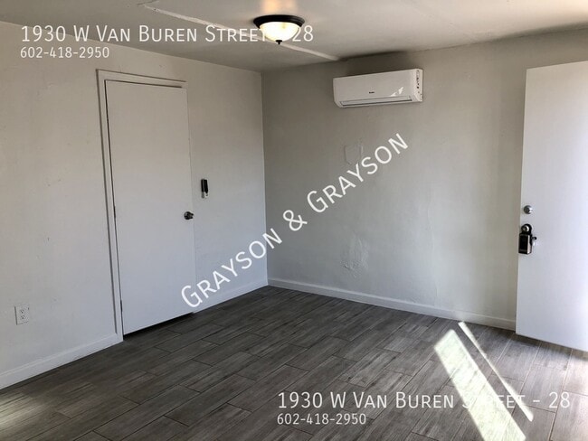 Photo - 1930 W Van Buren St Unit 28