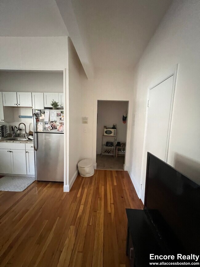 Photo - 202 St Paul St Unit 12