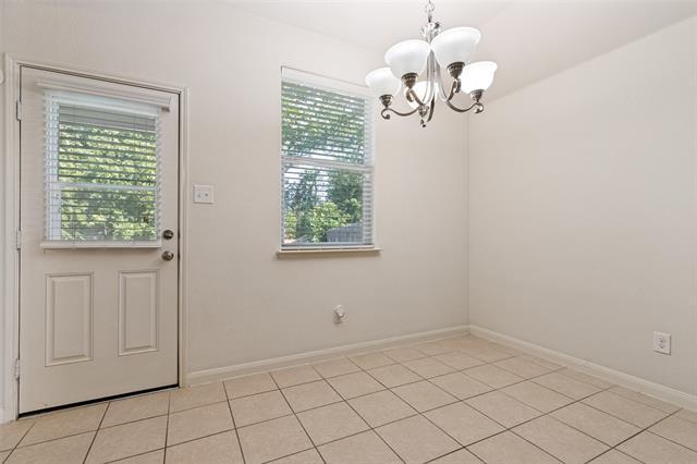 Photo - 1800 Black Willow Trail