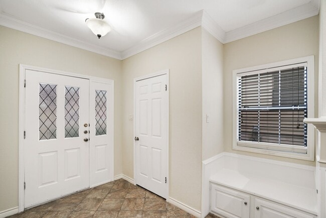 Photo - 2208 Indian Trail Unit 1