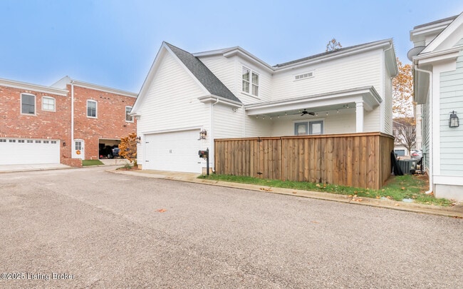 Photo - 9413 Civic Way