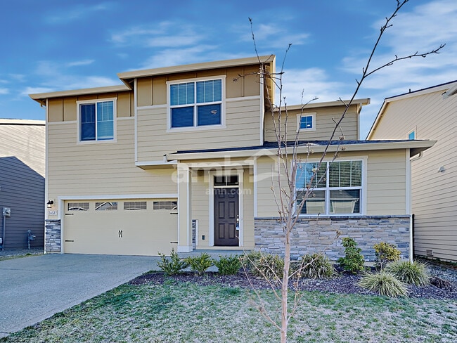 Photo - 14127 67th Ave E