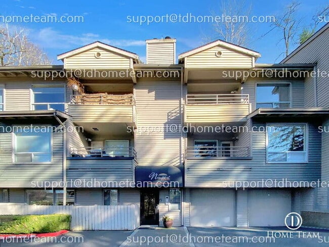 Building Photo - 3520 Lake Washington Blvd SE Unit #101