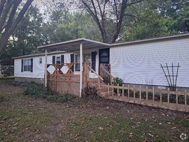 Building Photo - 42 Sunshine Dr Rental
