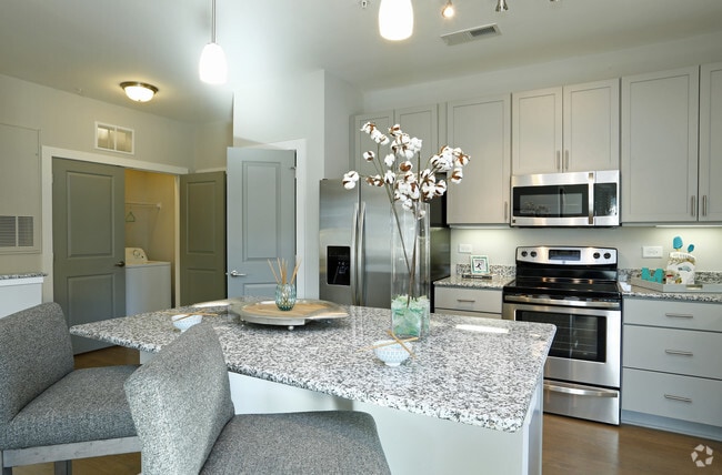 1BR, 1BA - 961sf 1.2- Kitchen
