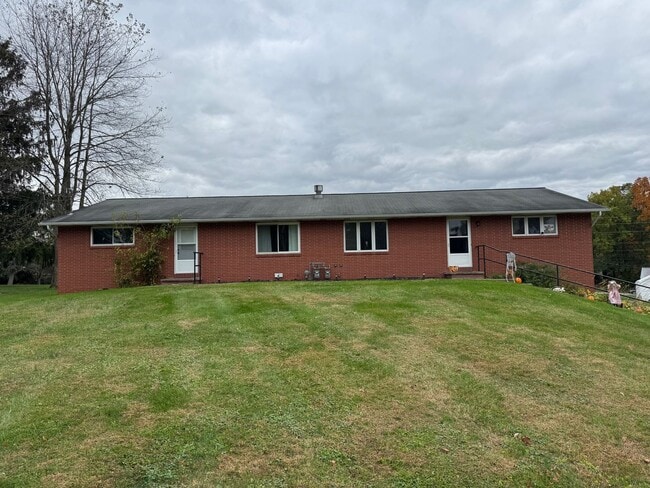 Building Photo - 3 Bed in Wooster