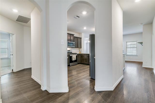 Photo - 831 Hancock Ct