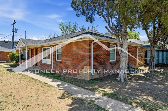 Photo - Charming Duplex with Washer/Dryer and Garage