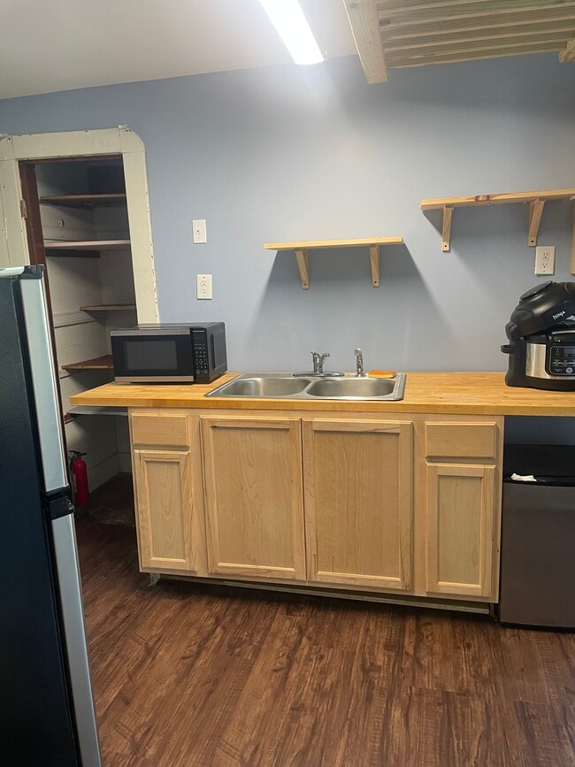 Photo - 301 Riverside Ave