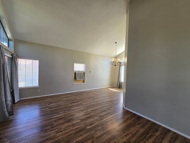 Photo - 39354 Longhorn Ct