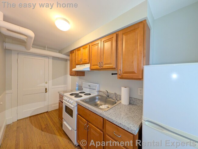 156-158 Summer St Unit #B2