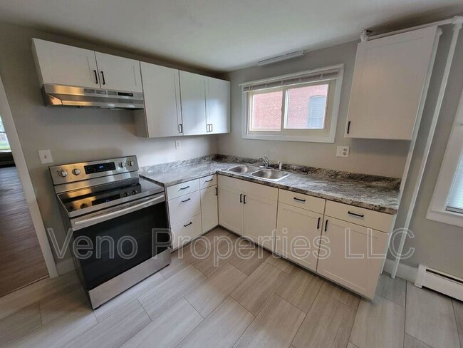 Photo - 1813 3rd Ave