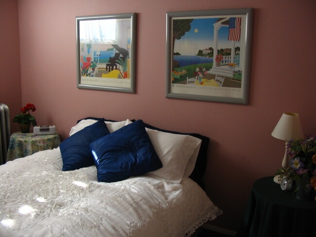 Photo - 2732 Eldridge Ave Unidad Suite #101