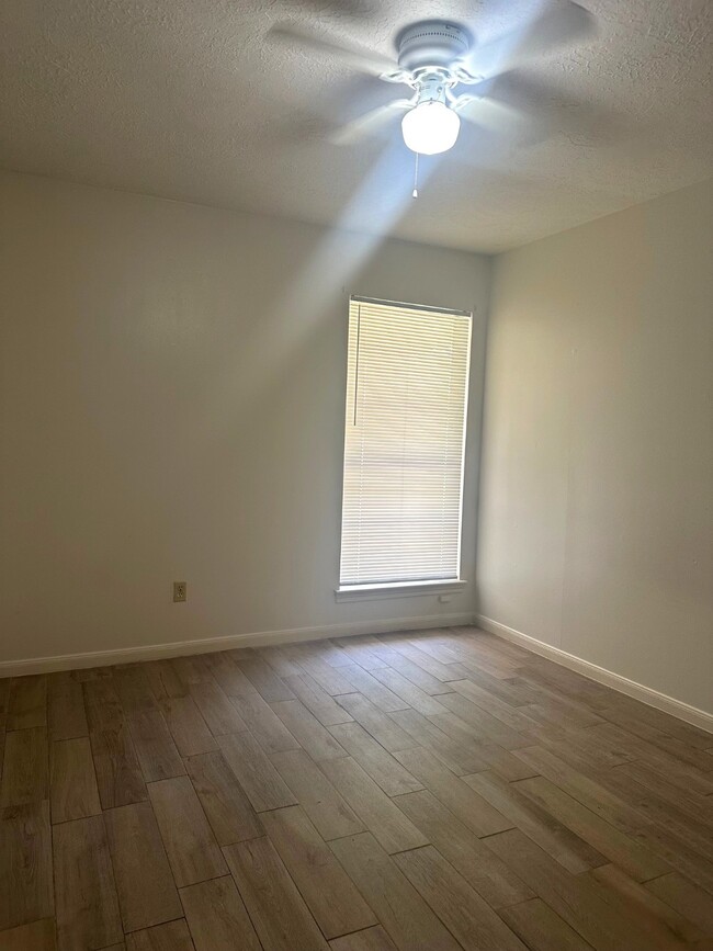 Building Photo - 3146 Bonney Briar Dr Rental