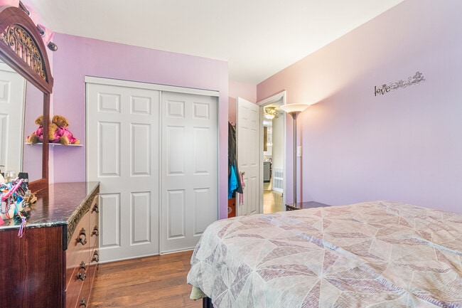 Photo - 379 Stone Pl